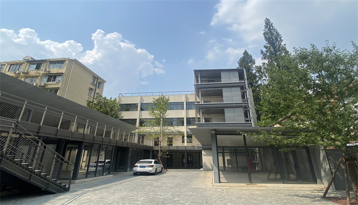 上海黑湖科技園招商熱線：一站式企業(yè)服務(wù)，即刻咨詢！