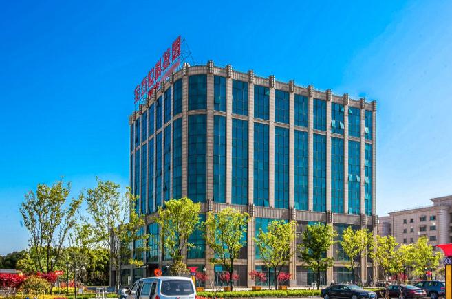 搶占先機(jī)，上海全方位科技園招商熱線，助力企業(yè)騰飛！