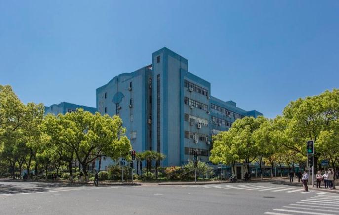 探訪桂中園：4.3米層高，寬敞明亮辦公空間