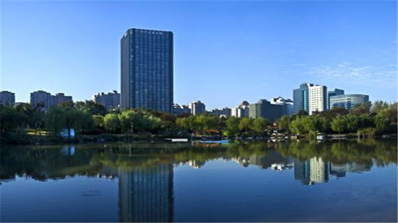 上海古北財富中心：高效電梯系統(tǒng)，提升辦公出行效率