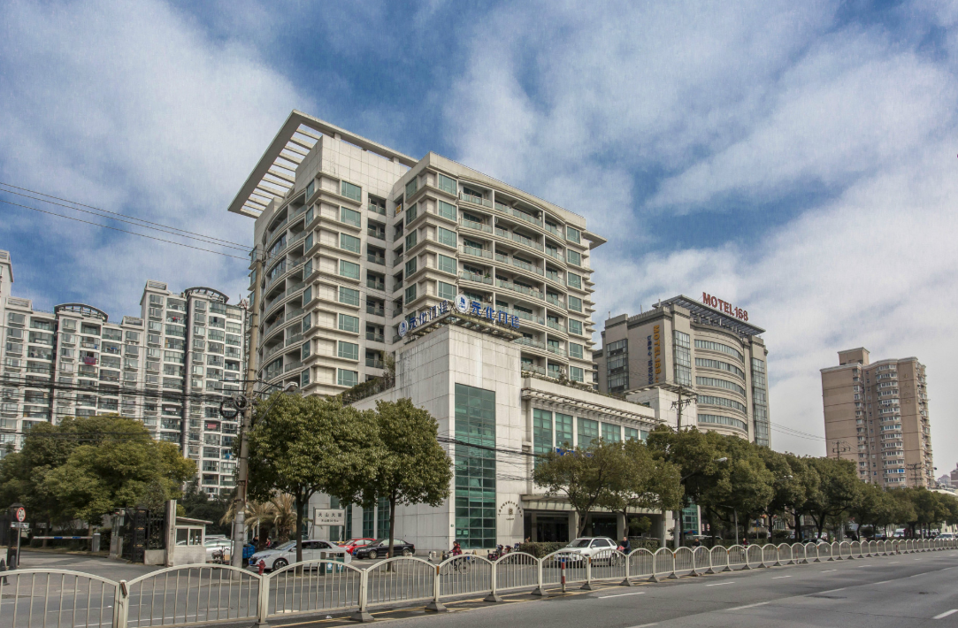 上海天山大廈：優(yōu)雅舒適辦公環(huán)境，助力企業(yè)穩(wěn)健發(fā)展