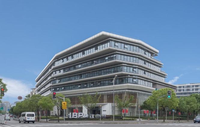 上海長寧區(qū)虹橋臨空經濟示范區(qū)/東虹橋4-5元/天寫字樓招商全解析