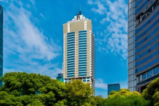 上海靜安區(qū)南京西路寫字樓招商，4-5元/平，搶駐商務(wù)核心！