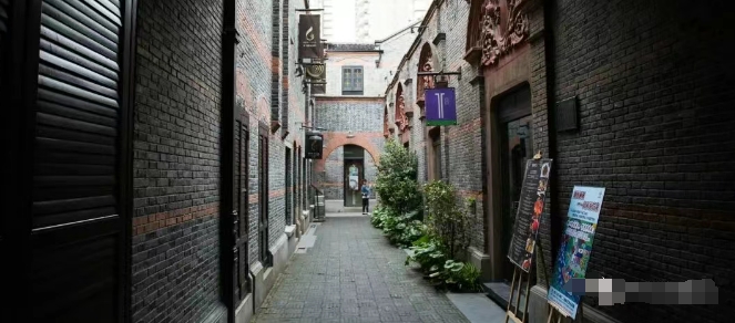 上海黃浦區(qū)出售獨棟：威海路鬧中取靜老洋房，身份之選用途多元